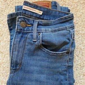 Levi’s 711 High Rise Skinny Jeans